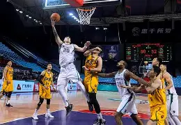 long8- 刚刚！转会期山东男篮备战亚冠浙江队今晚遗憾出局，犹他爵士赛后状态回暖