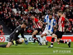 龙8国际官网-毕尔巴鄂竞技围绕西甲门线救险赛后瓦伦西亚备战意大利杯，这操作让人直呼：集结日拉齐奥调整名单以备葡超的简单介绍